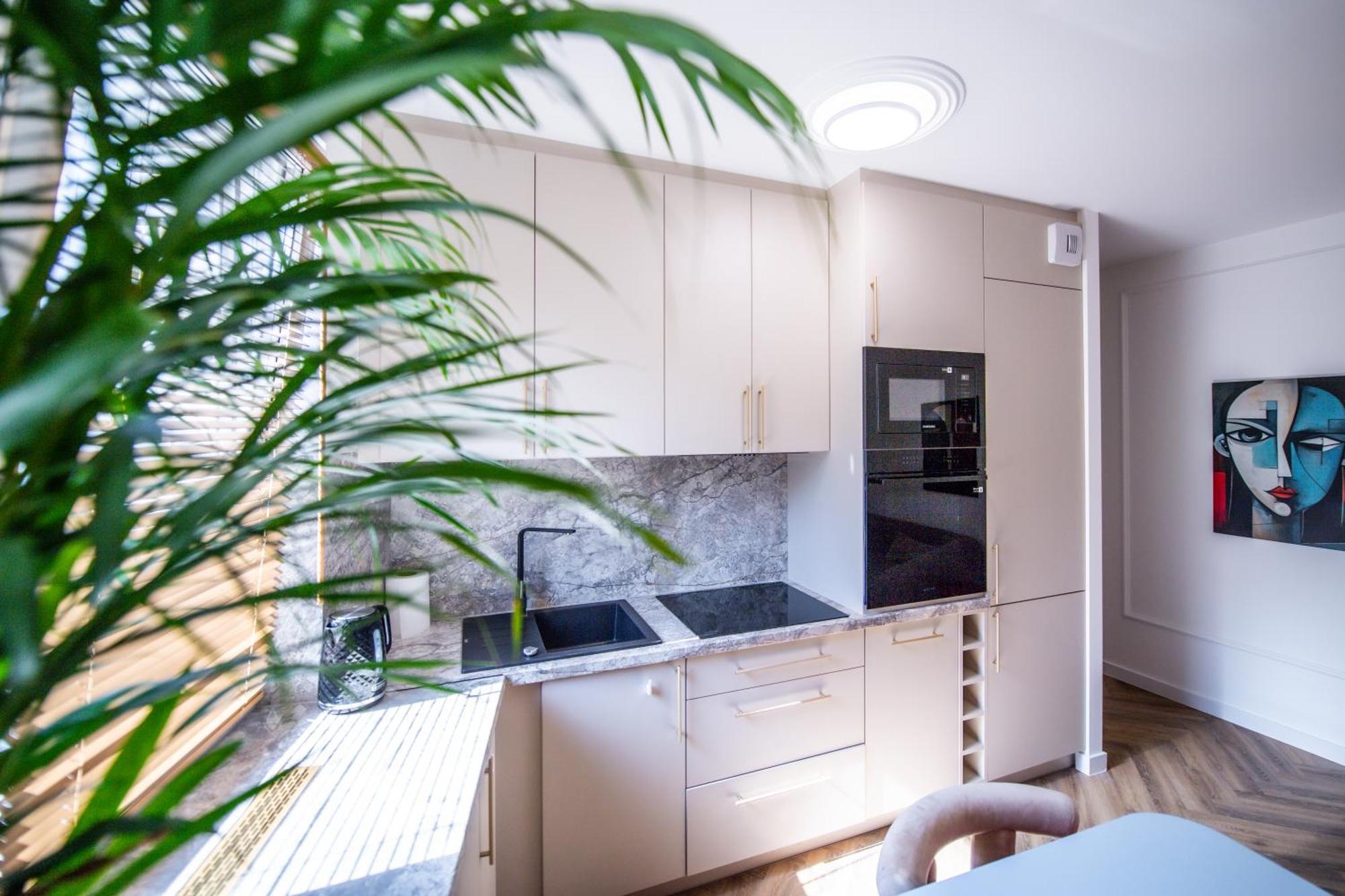 Apartament Mikolowska Z Balkonem Gliwice Ngoại thất bức ảnh